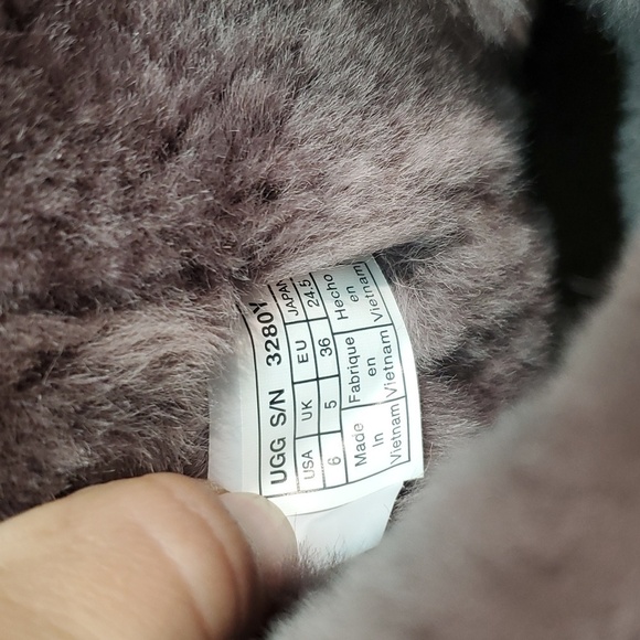 NEW Ugg Australia Bailey Bow II Short Sheepskin Boots shoes sz 6 - Picture 15 of 15